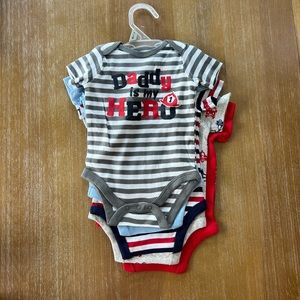 NWT BABY FAVORITE Firefighter themed bodysuits 0-3 month 🚒